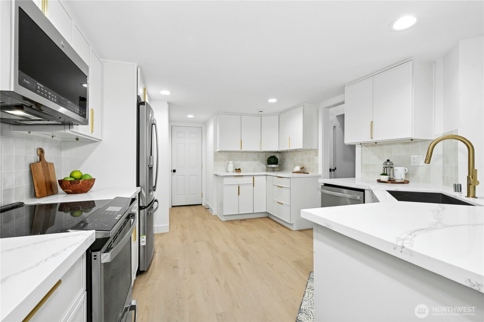 Redmond Townhome Revival - Image 11