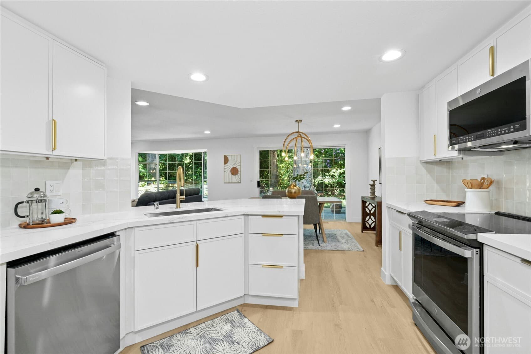 Redmond Townhome Revival - Image 12