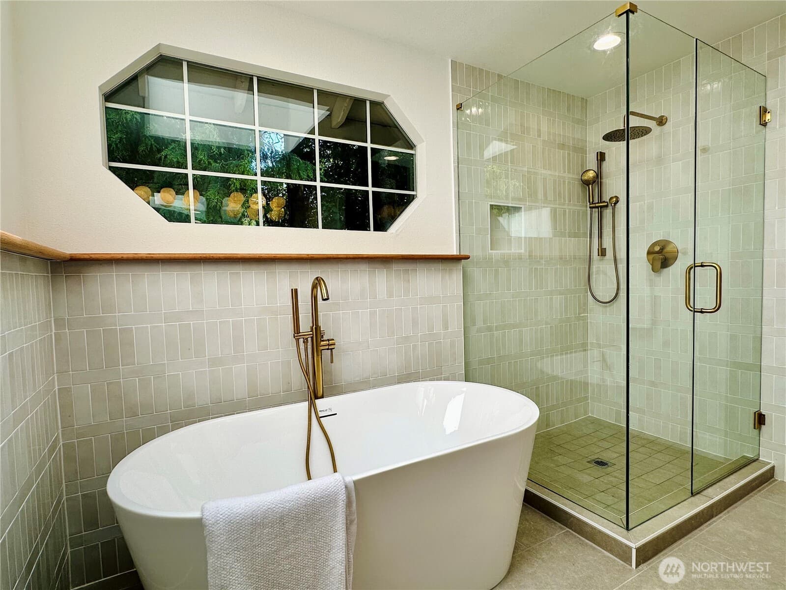 Redmond Townhome Revival - Image 25