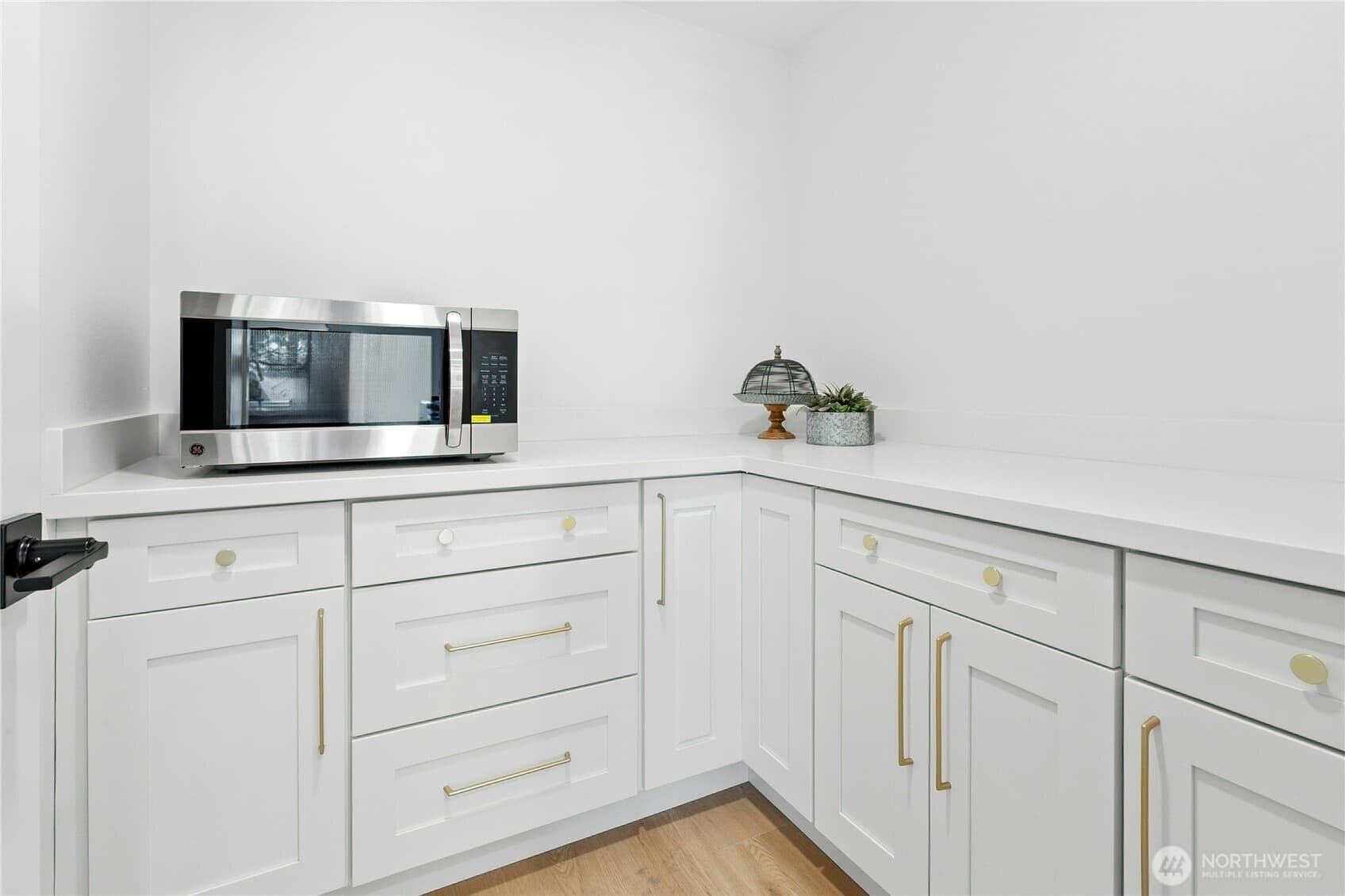 North Beacon Hill Charmer - Image 11