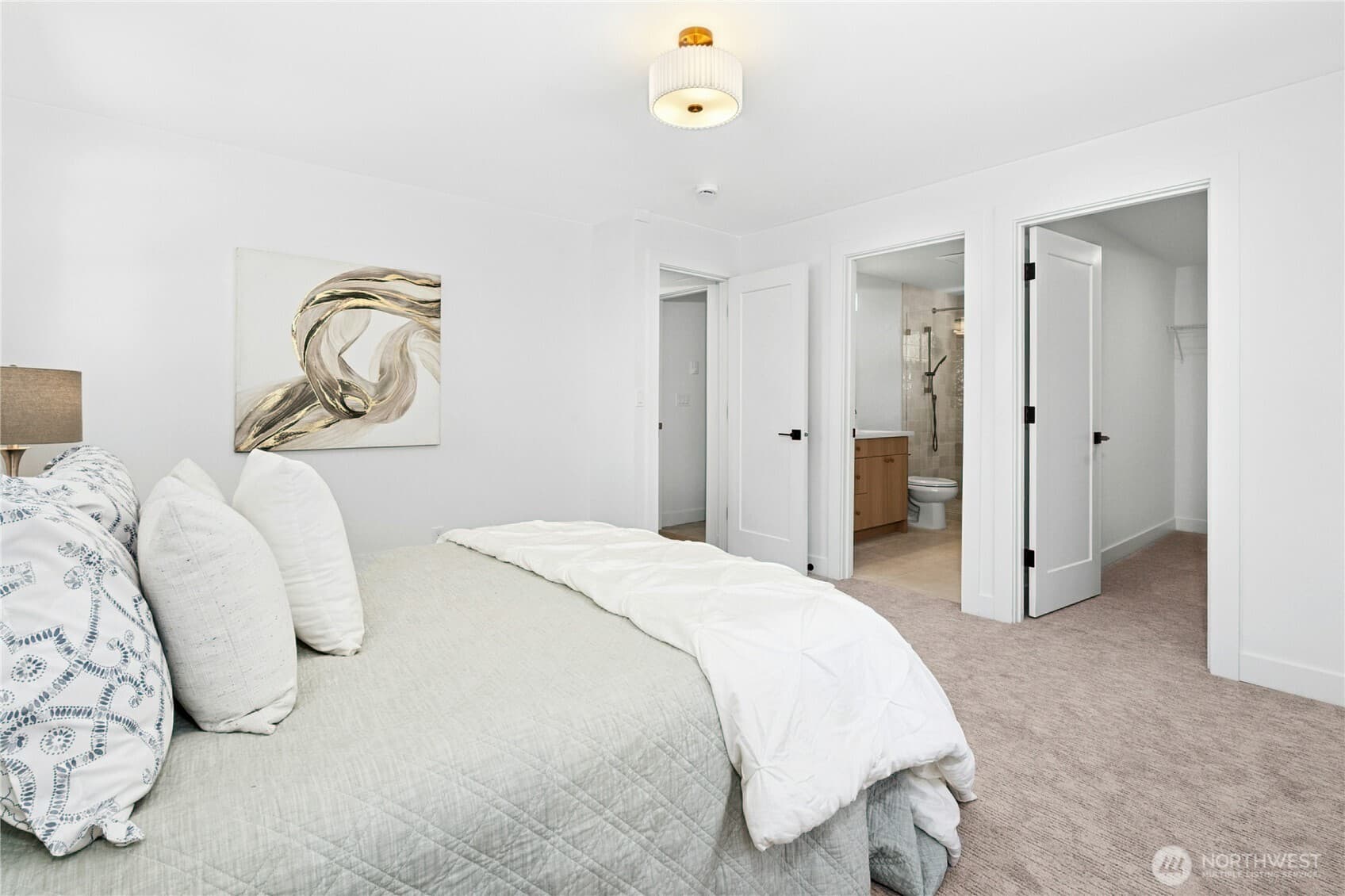 North Beacon Hill Charmer - Image 13