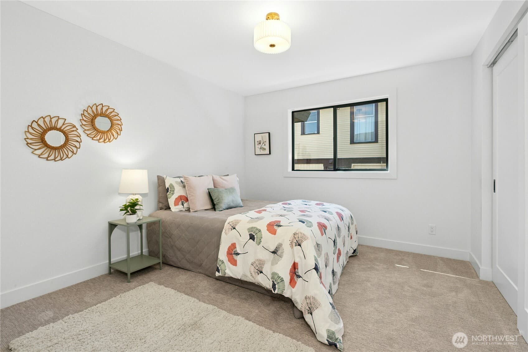 North Beacon Hill Charmer - Image 18