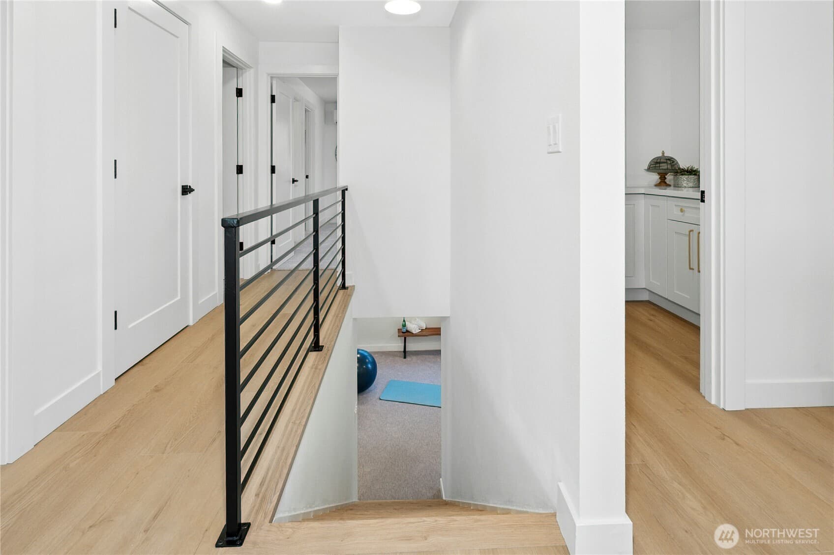 North Beacon Hill Charmer - Image 20