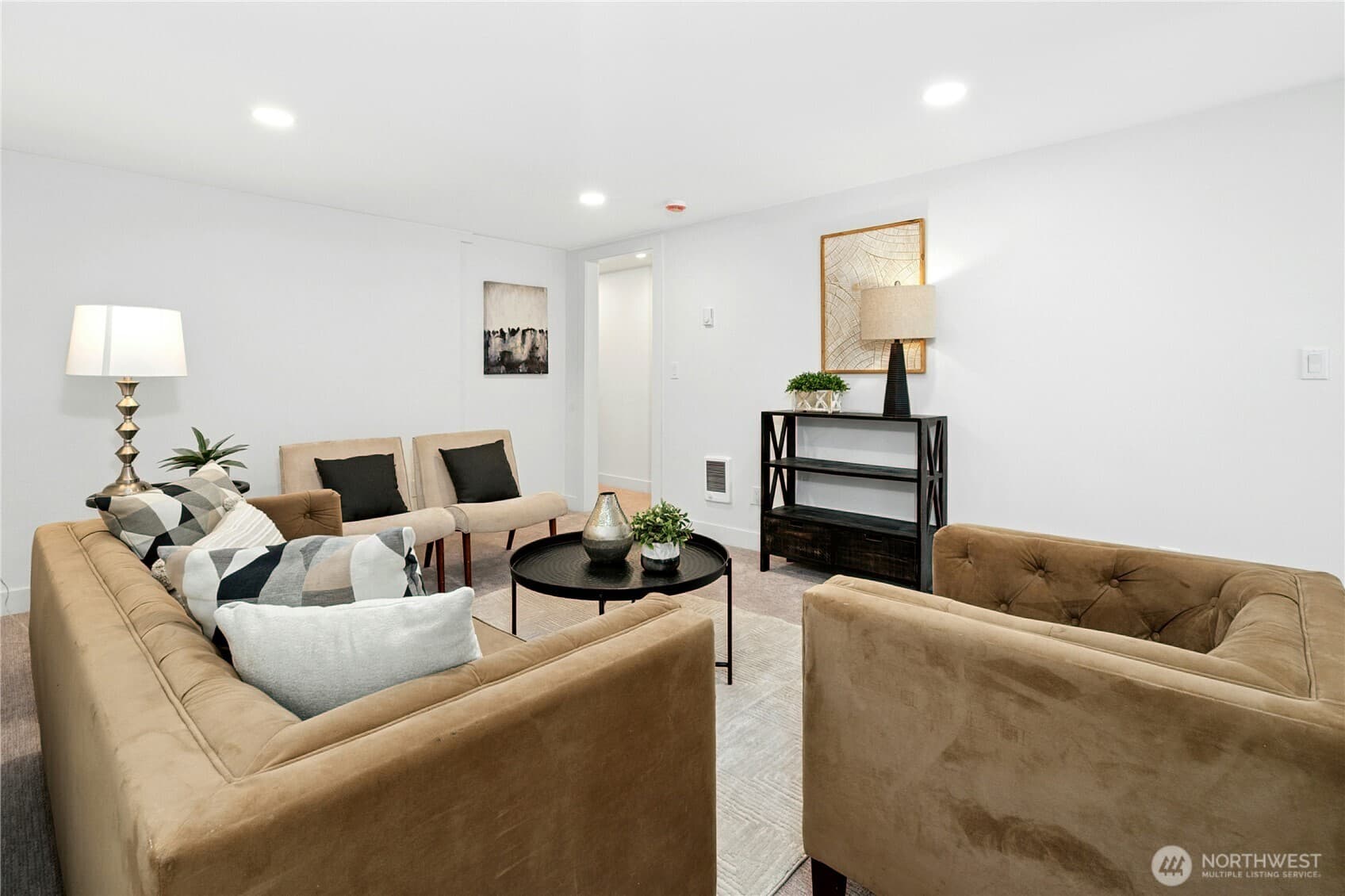 North Beacon Hill Charmer - Image 24