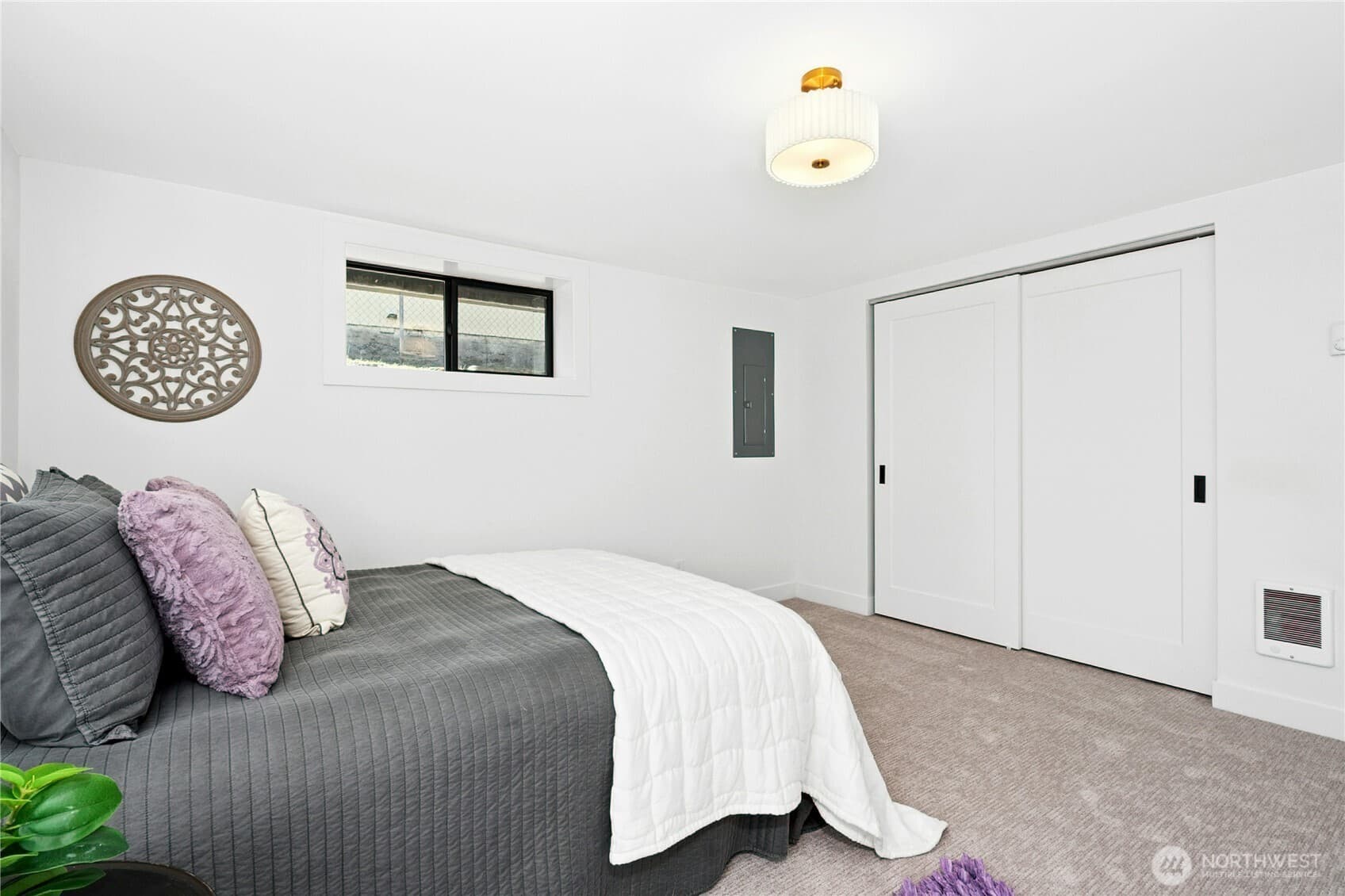 North Beacon Hill Charmer - Image 26