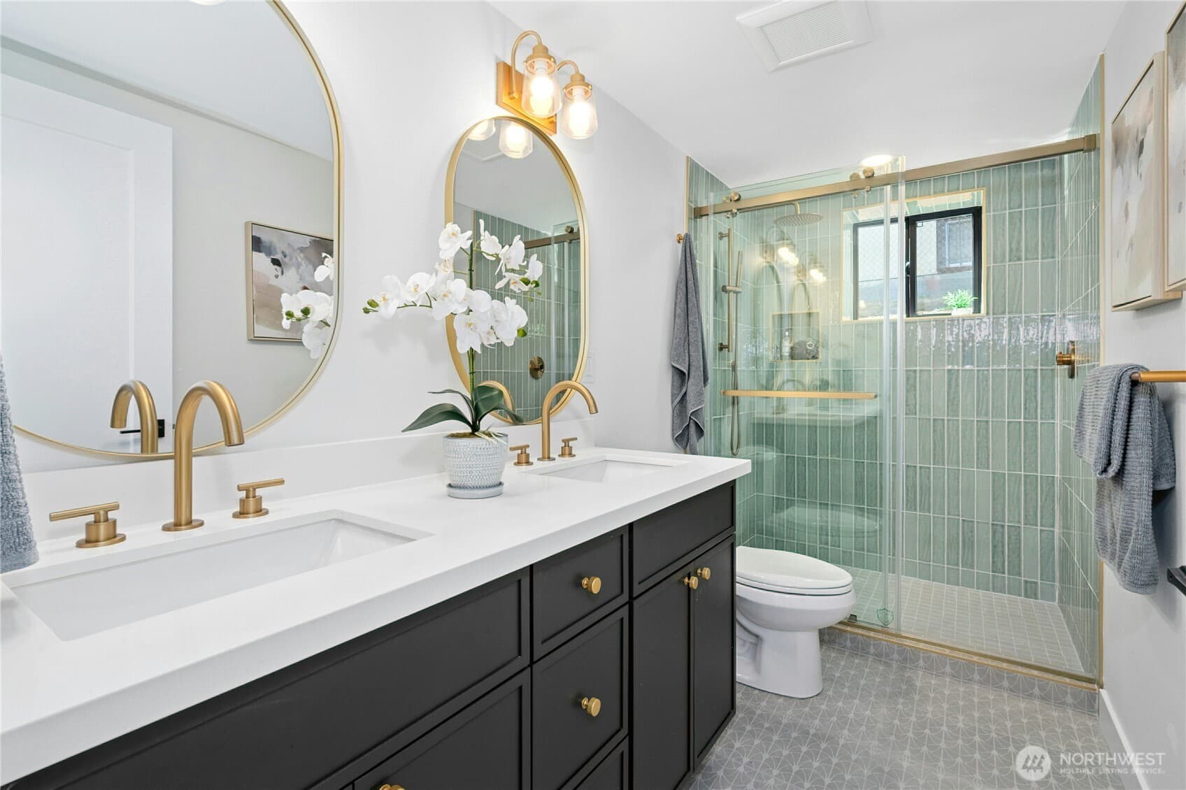 North Beacon Hill Charmer - Image 27