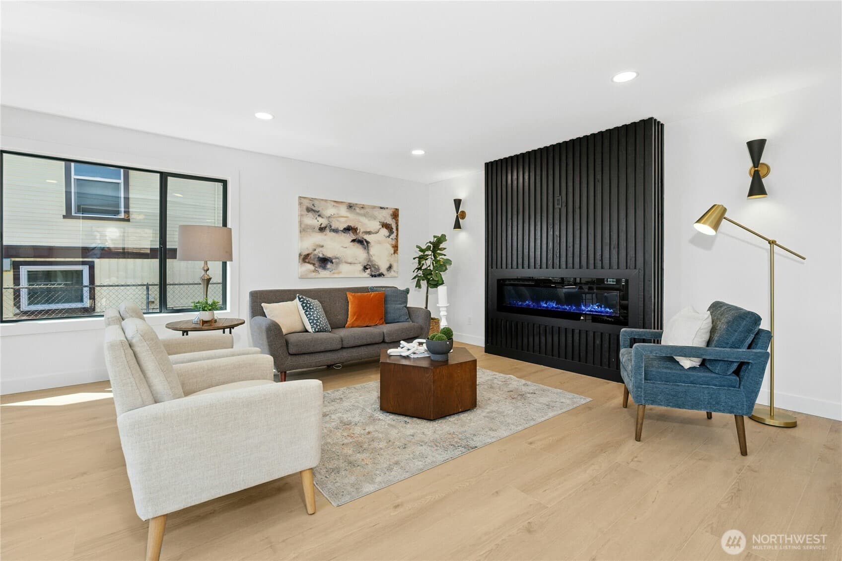 North Beacon Hill Charmer - Image 4