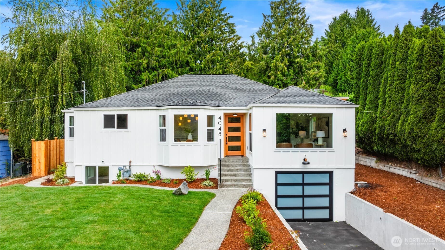 Matthews Beach Cottage - Image 1