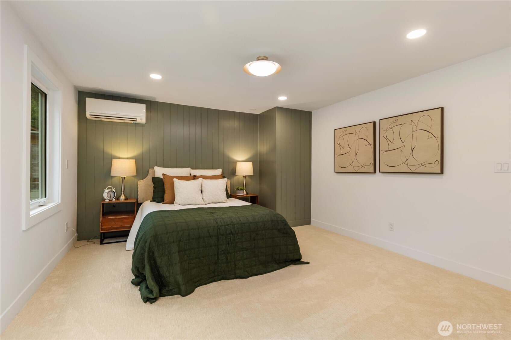 Matthews Beach Cottage - Image 13