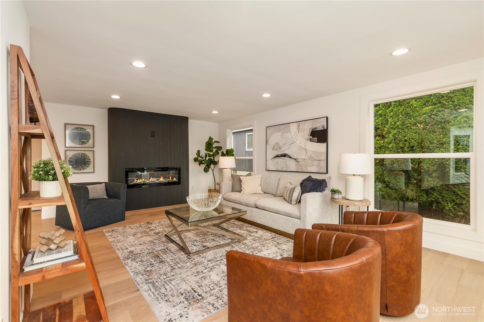 Matthews Beach Cottage - Image 3