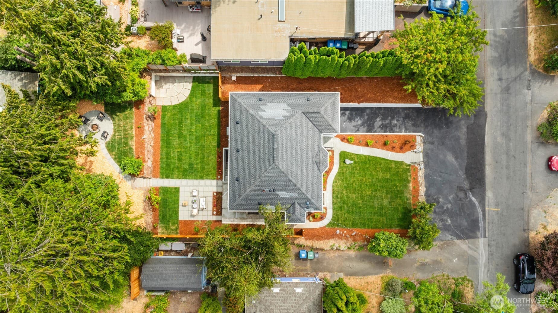 Matthews Beach Cottage - Image 31