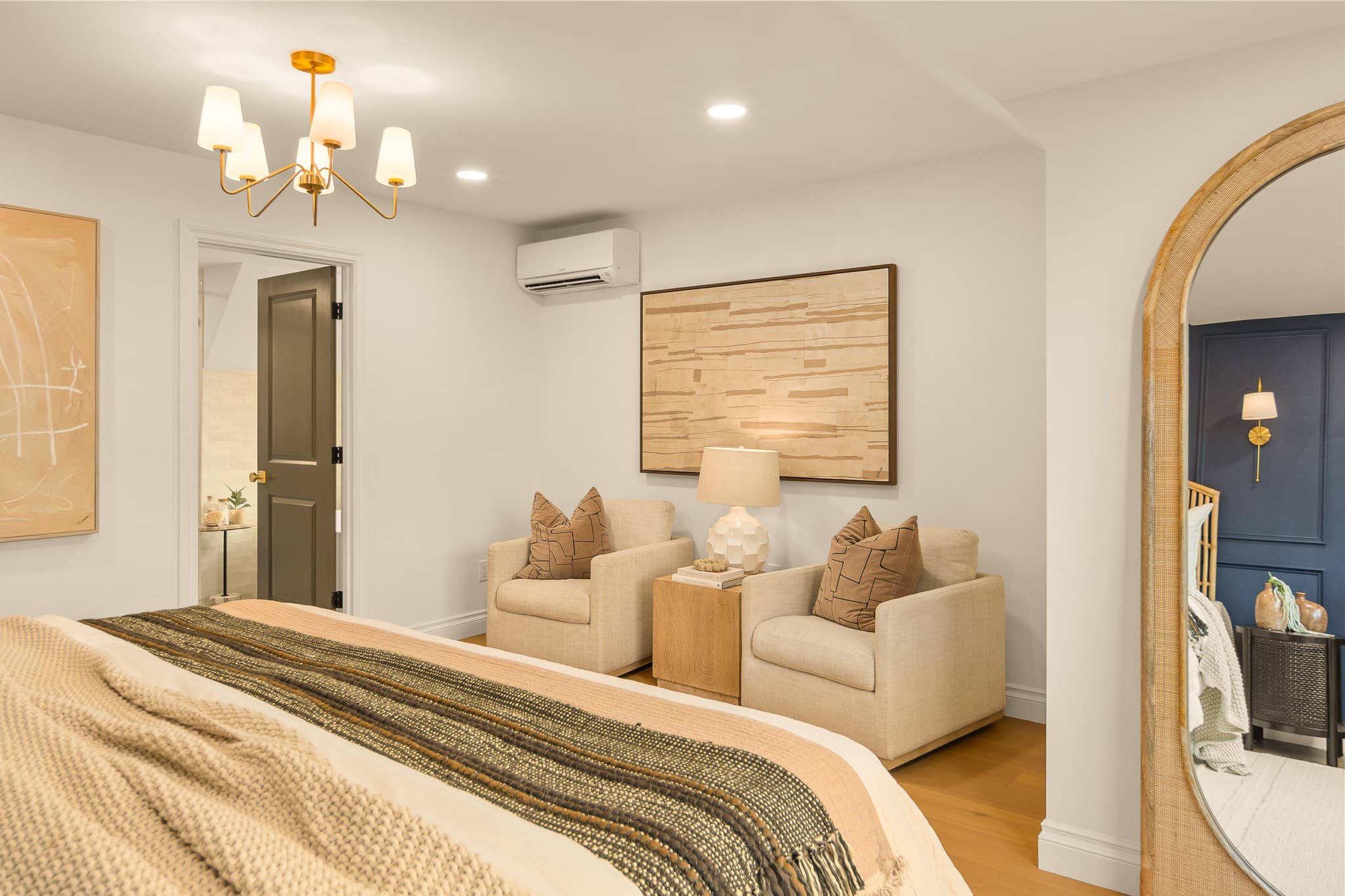 BroadView Tudor - Image 35